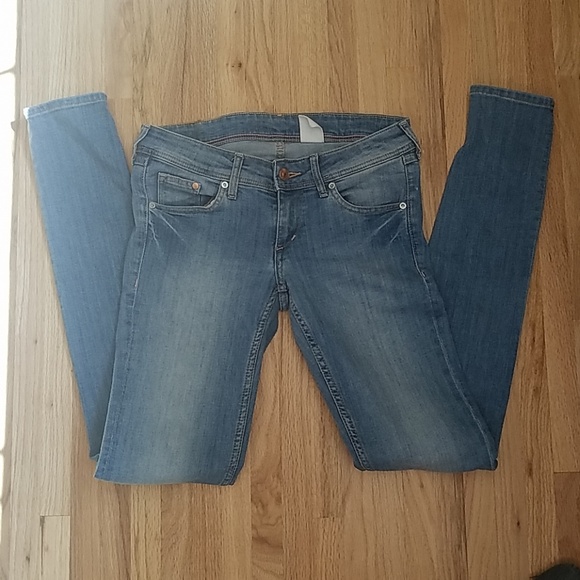 Women's H&M jeans - Picture 2 of 6